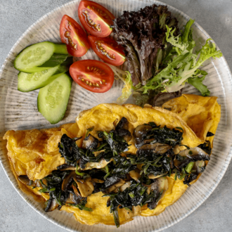 Mantarlı & Ispanaklı Omlet görseli