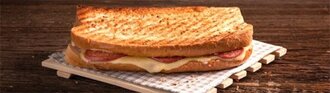 Ayvalık Tost görseli