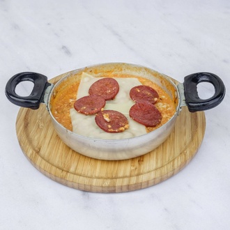 Sucuklu Kaşarlı Menemen görseli