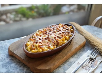 Mac And Cheese görseli