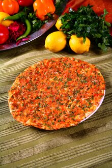 Satır Lahmacun görseli