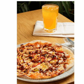 Tavuklu Bbq Pizza görseli