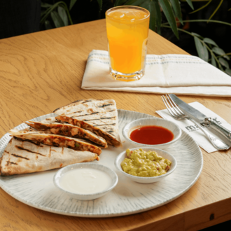 Tavuk Quesadilla görseli