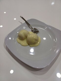 Beyaz Çikolatalı Profiterol (15 Adet) görseli