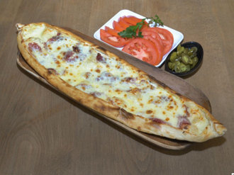 Pastırmalı Kaşarlı Pide görseli