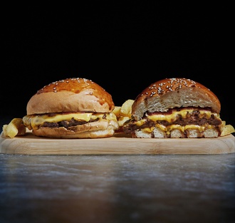 Steak&nbsp;burger görseli