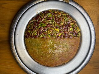 Yarı Fıstıklı Yarı Hasır Künefe (2 Kişilik) görseli