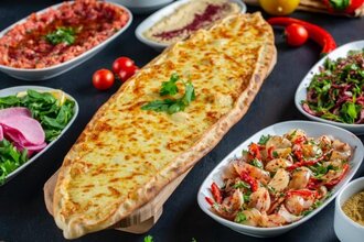Kıymalı Kaşarlı Pide görseli