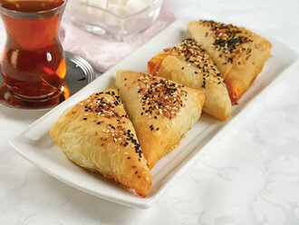 Ispanaklı Muska Böreği (1 Adet) görseli