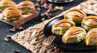 Antep Fıstıklı Midye Baklava (500 Gr) görseli