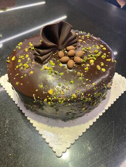 Fıstıklı Çikolatalı Pasta (No.2) görseli