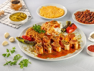 Domates Soslu Fırın Beyti görseli