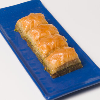 Fıstıklı Baklava ( 4 Dilim) görseli