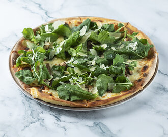 Karısık Dağ Mantarlı Pizza görseli