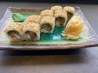 Sake Cream Cheese Roll (8 Pcs.) görseli