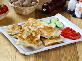 Peynirli Ispanaklı Gözleme görseli