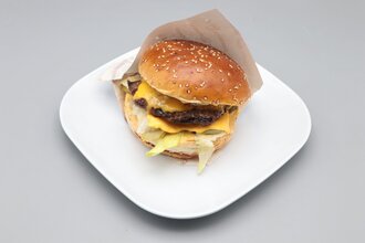 Medıum Cheese Burger görseli