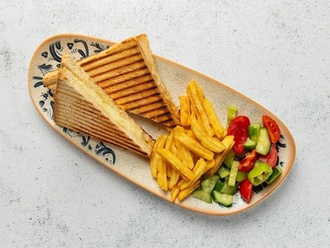 Kaşarlı Tost görseli