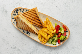 Kaşarlı Tost görseli