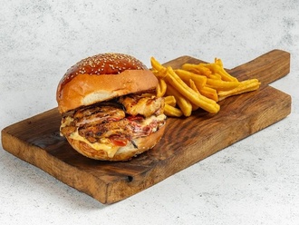 Mangal Tavuk Burger görseli