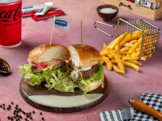 Falafel Burger görseli