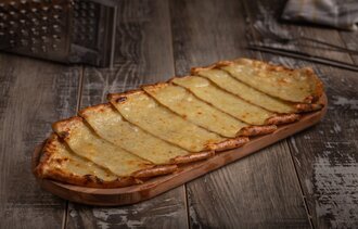 Kaşarlı Yumurtalı Pide görseli