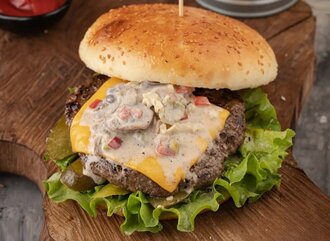 Trüf Mantar Soslu Burger görseli