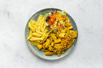 Köri Soslu Tavuk görseli