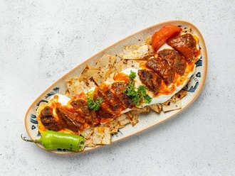 Yoğurtlu Tortilla Köfte görseli