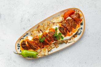 Yoğurtlu Tortilla Köfte görseli