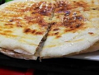 Patatesli Kaşarlı Tost + Ayran görseli