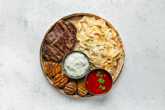 Acılı Meksika Soslu Mantarlı Steak (200 G) görseli