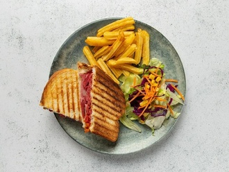 Ayvalık Tost görseli