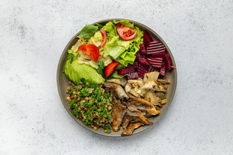 İstiridye Mantarlı Bowl görseli