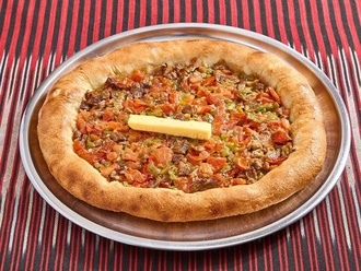 Kuşbaşı Kaşarlı Pide (Yuvarlak) görseli