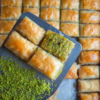 Fıstıklı Baklava (1 Kg.) görseli