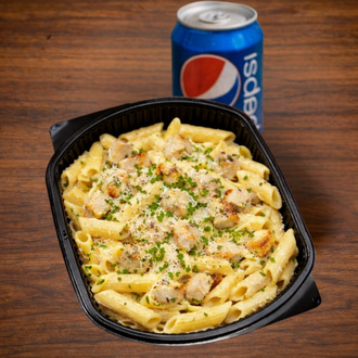 Peynir Soslu Tavuklu Makarna Menü görseli