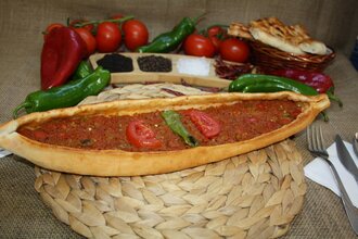 Kıymalı Kaşarlı Pide görseli