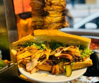 3/4 Ekmek Arası Tavuk Döner görseli