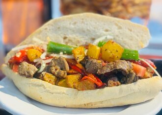 Sandviç Ekmek Arnavut Ciğeri görseli