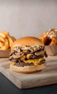 Mushroom Burger görseli