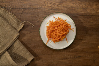 Kore Usulü Havuç Salatası (морко́вь по-корéйски) görseli