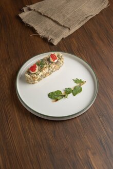 Olivye Salatası(салат оливье) görseli