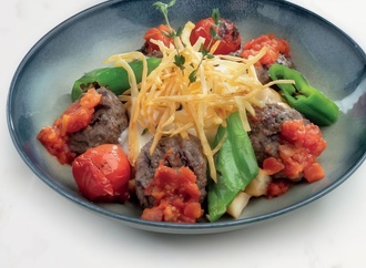 Yoğurt Soslu Köfte görseli