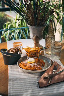 Tavuk Schnıtzel görseli