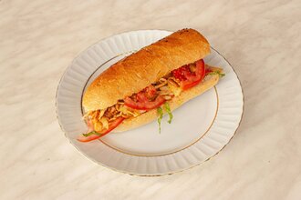 Ekmek Arası Tavuk Döner görseli