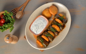 Etli Karalahana Sarması görseli