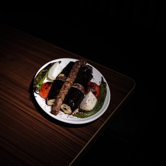 Patlıcanlı Kebap görseli