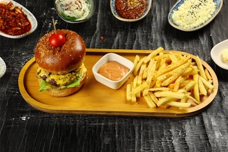 Köfte Burger Menü görseli