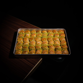 Özel Fıstıklı Midye Tepsi (1800 Gr.) görseli